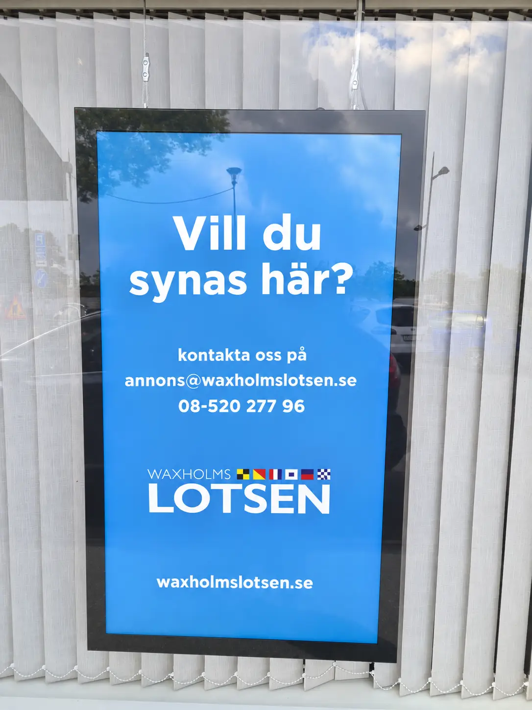 Digital fönsterskärm på Waxholmslotsen